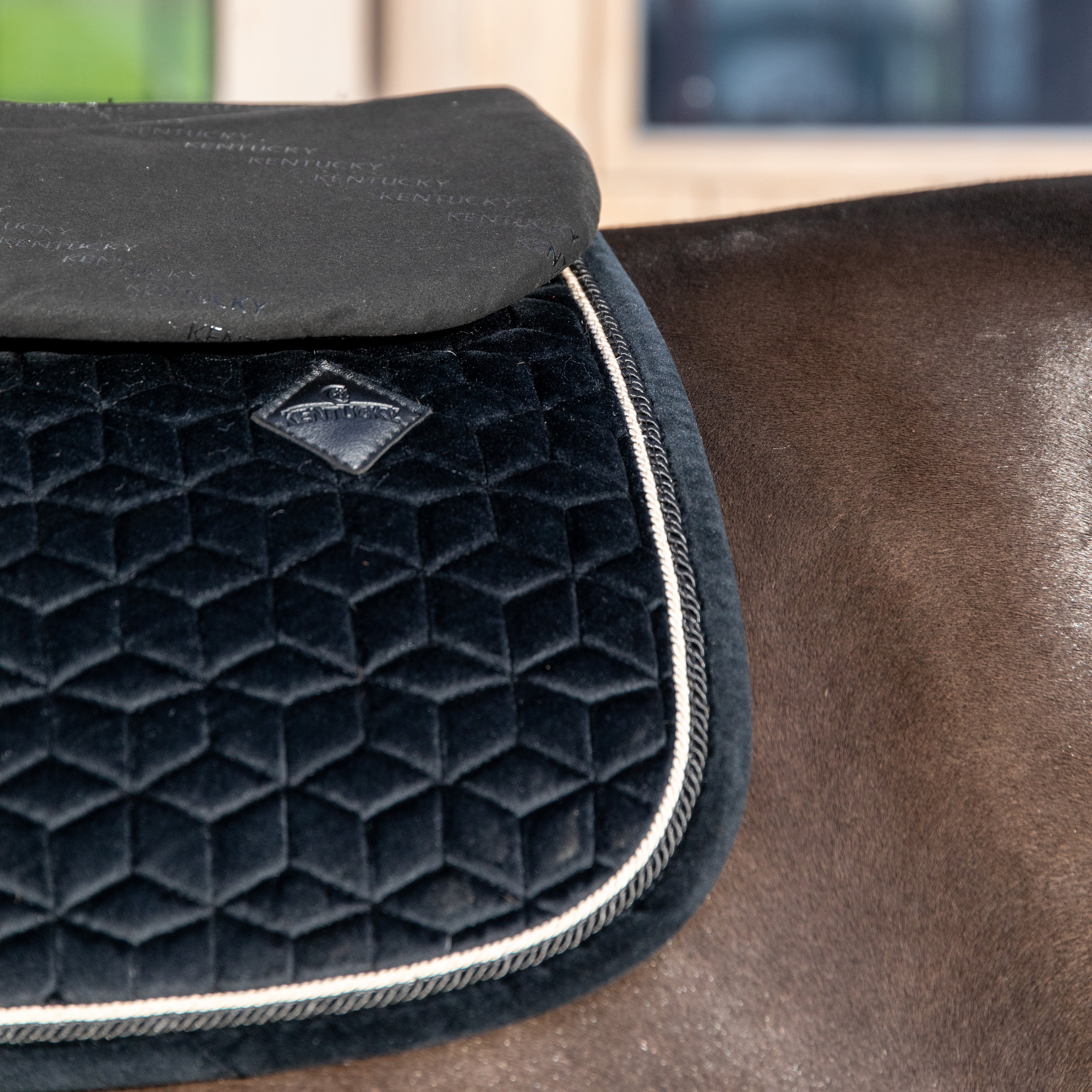 Sattelpad Impact Equalizer Antraciet
