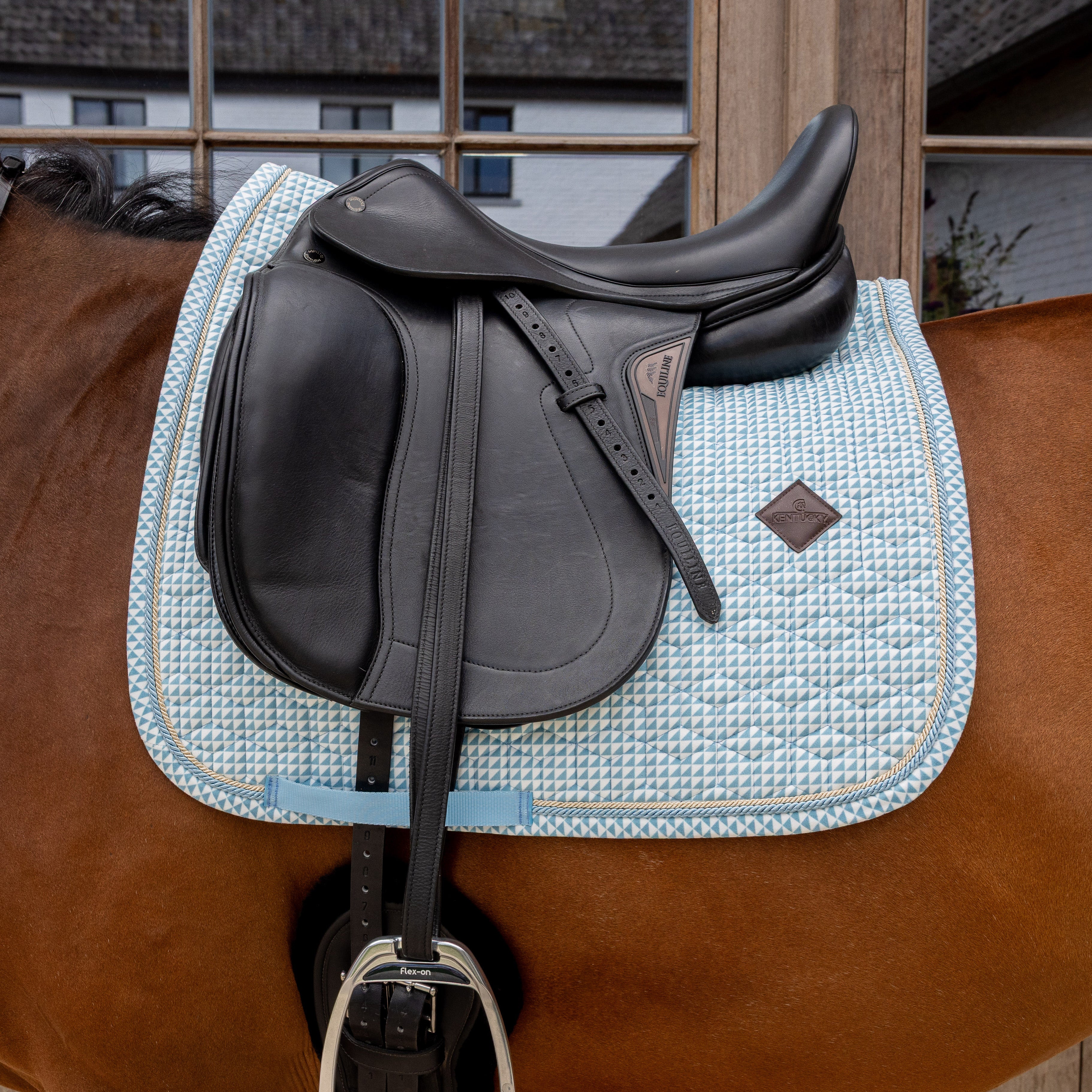 Sattelpad Samt Flags Druck