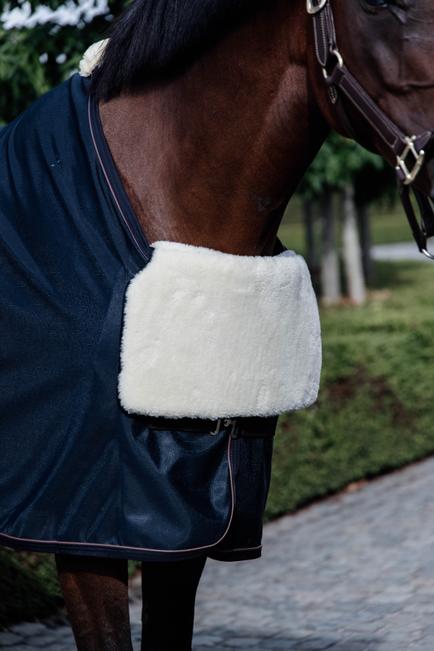 Horse BIB Schulter Schutz Fell