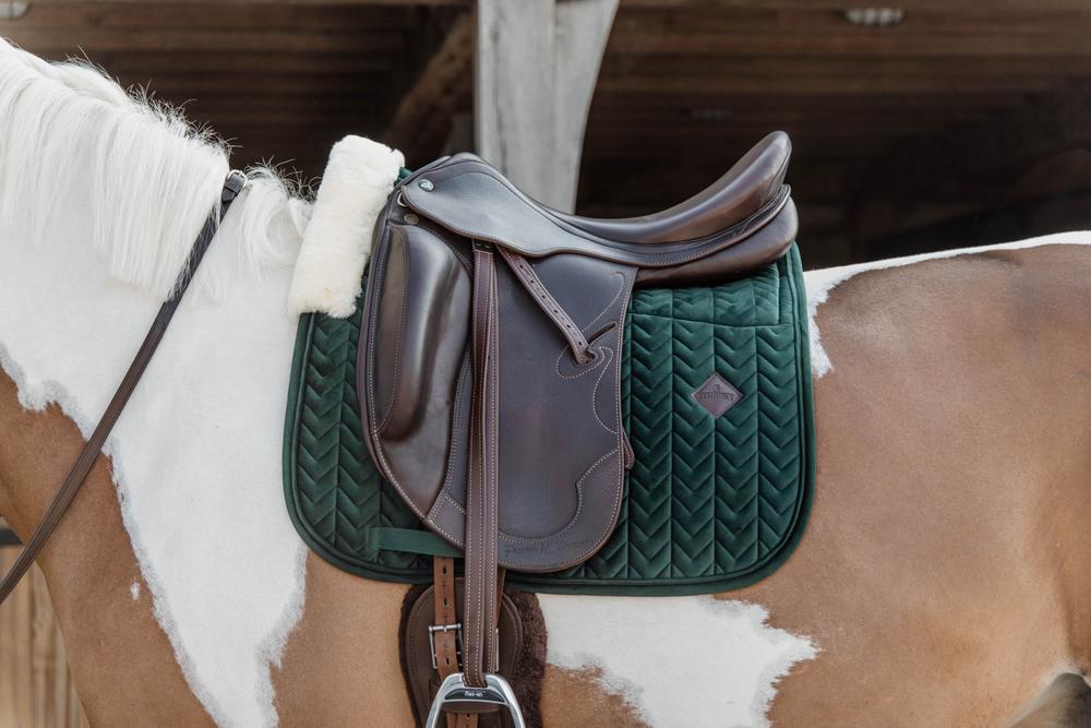 Skin Friendly Schabracke Velvet Dressur - Kentucky Horsewear