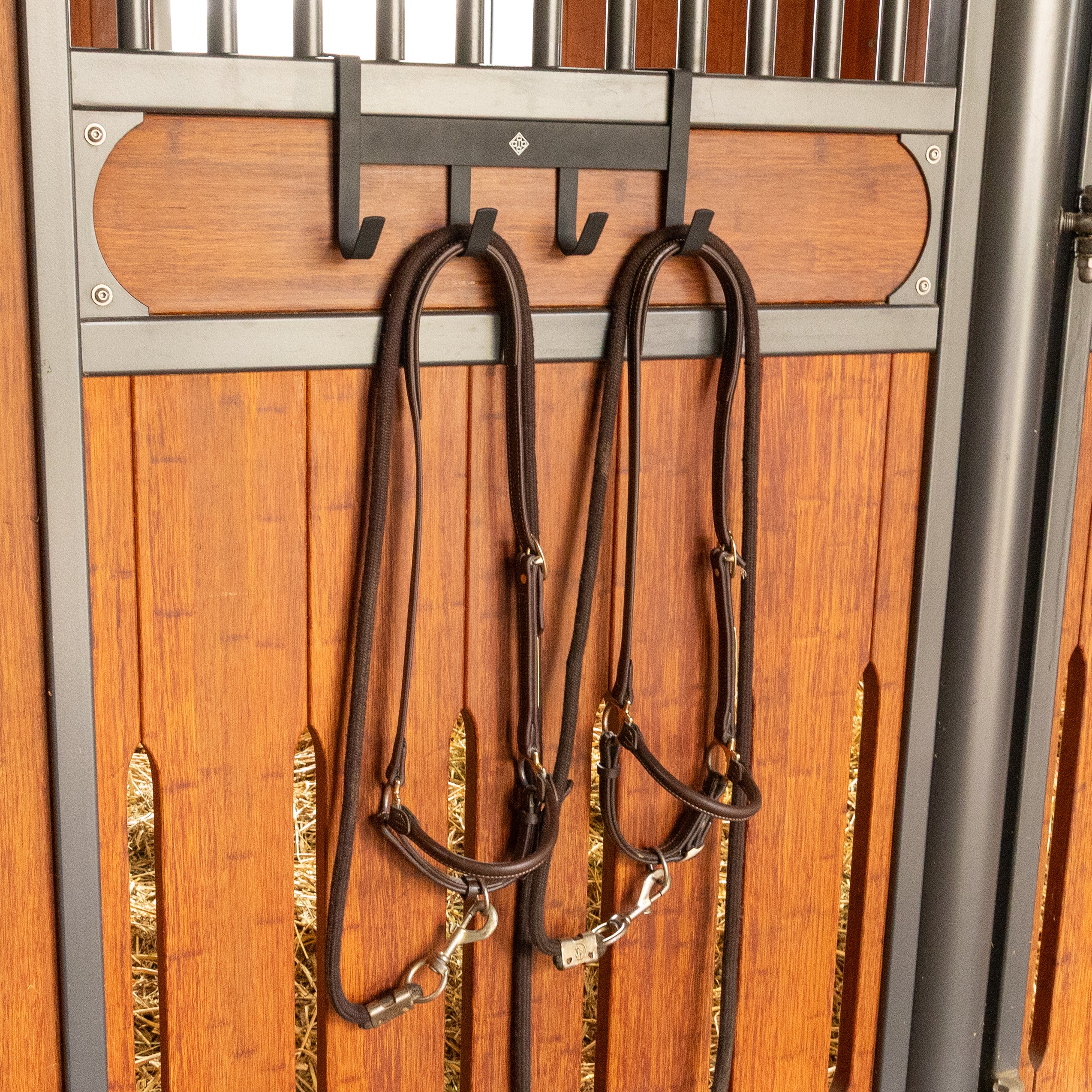 Trense Rack Metal 4 Hooks Matt
