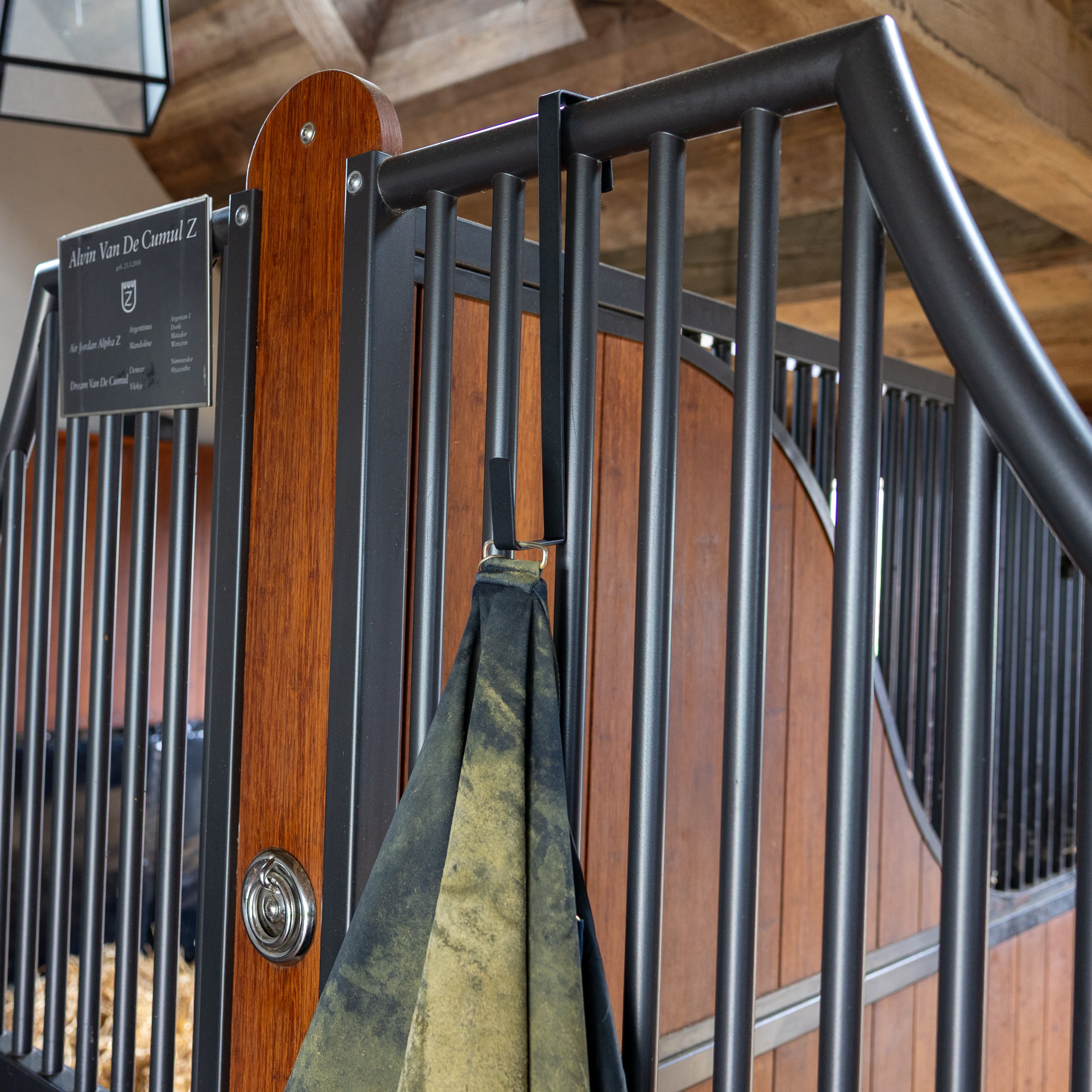 Blanket Holder Hook Matt