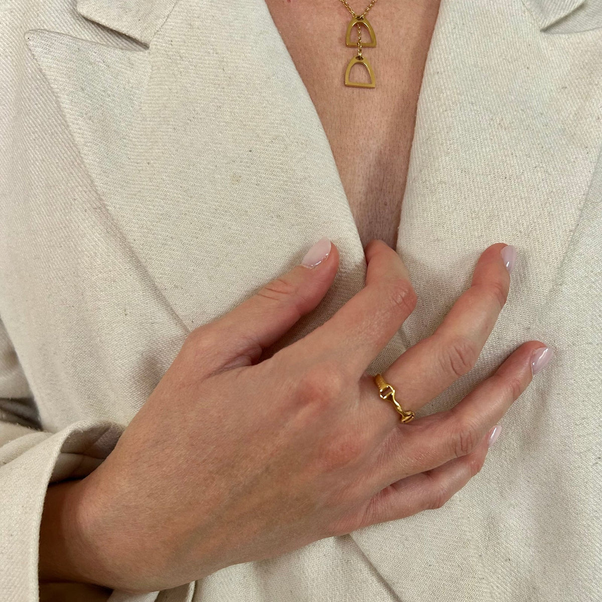 RING - ANA