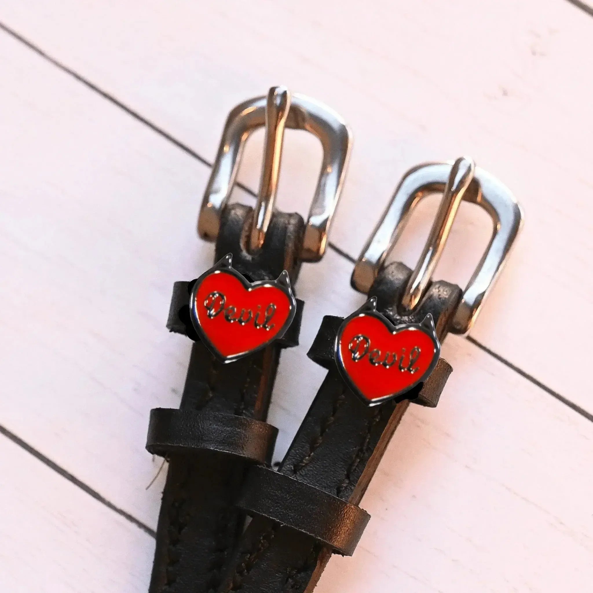 DEVIL HEART Sporenriemen