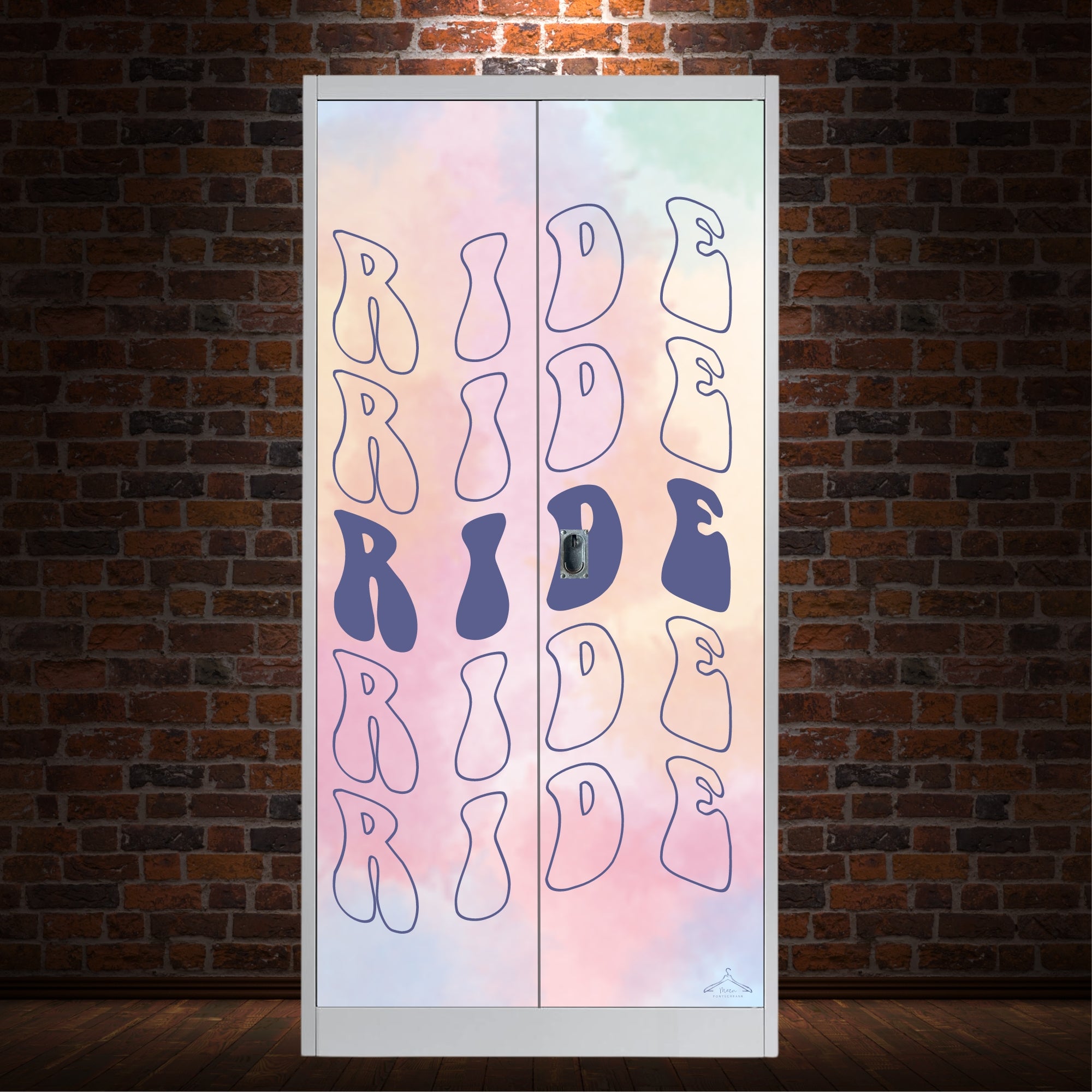 Sattelschrank Folie "Ride"